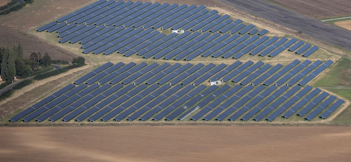 solar-farm-6619505_1920