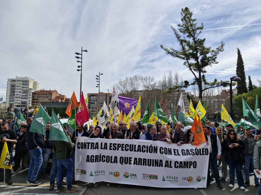 Las organizaciones agrarias de Castilla y León convocan de nuevo actos de protesta por la falta de rentabilidad del sector