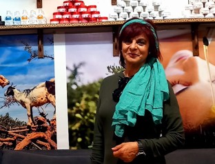 ANA BENITO